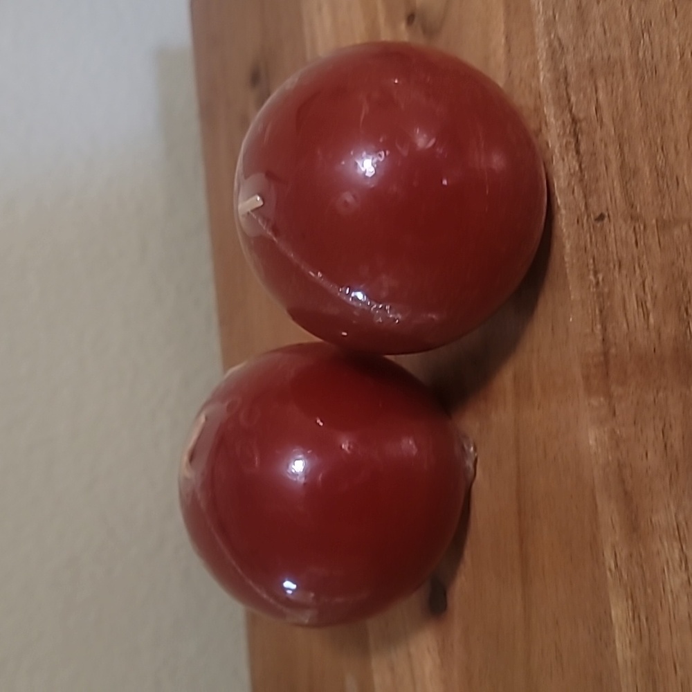 Cylinder shaped candles